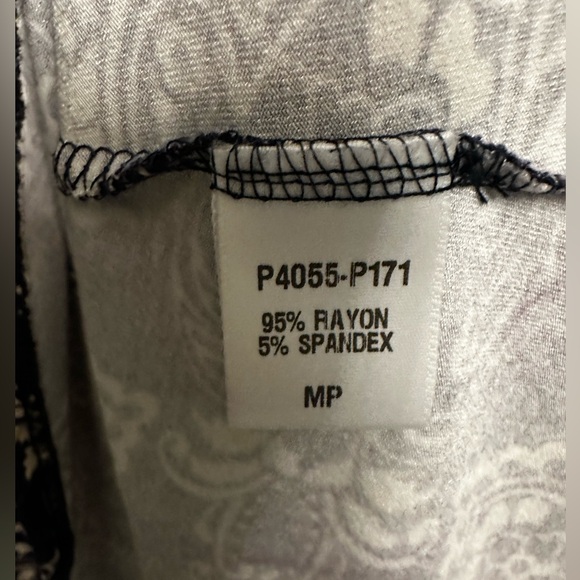 Asymmetrical maxi skirt, navy and beige, very comfy. - Picture 4 of 4